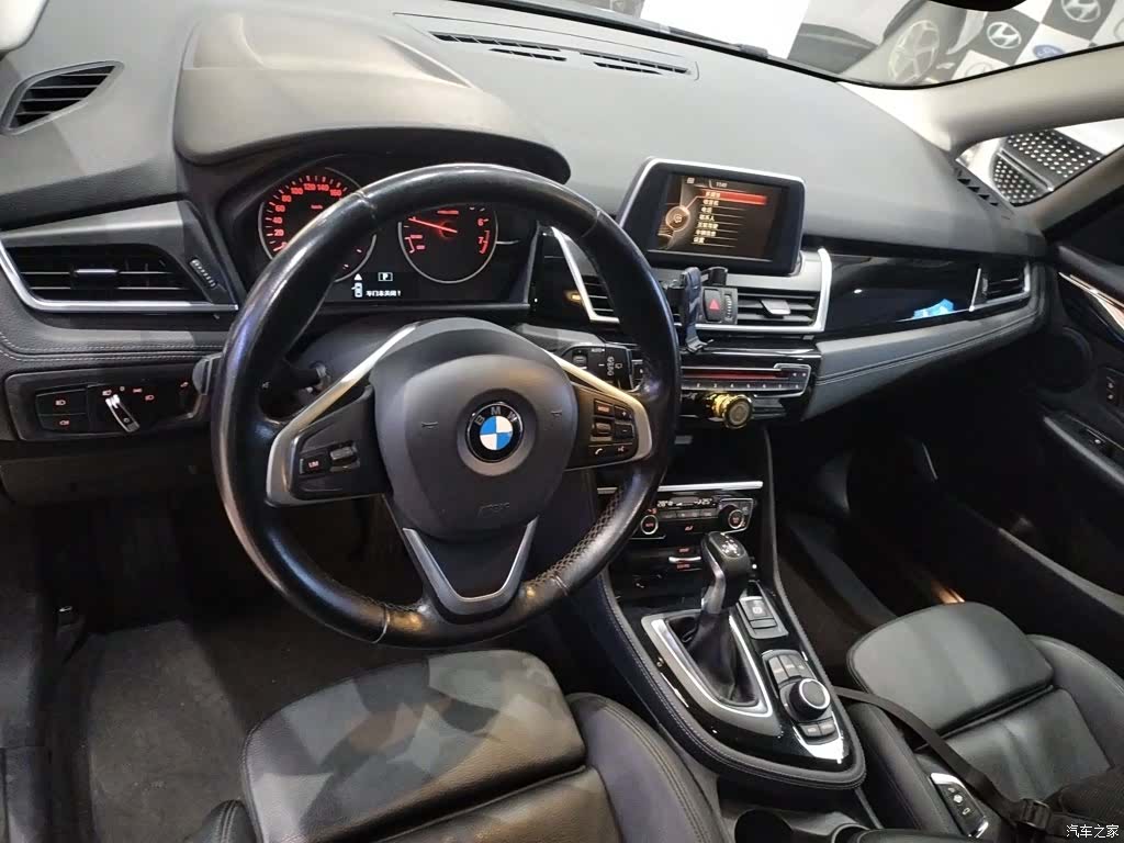 BMW 2 Series, 2015 12