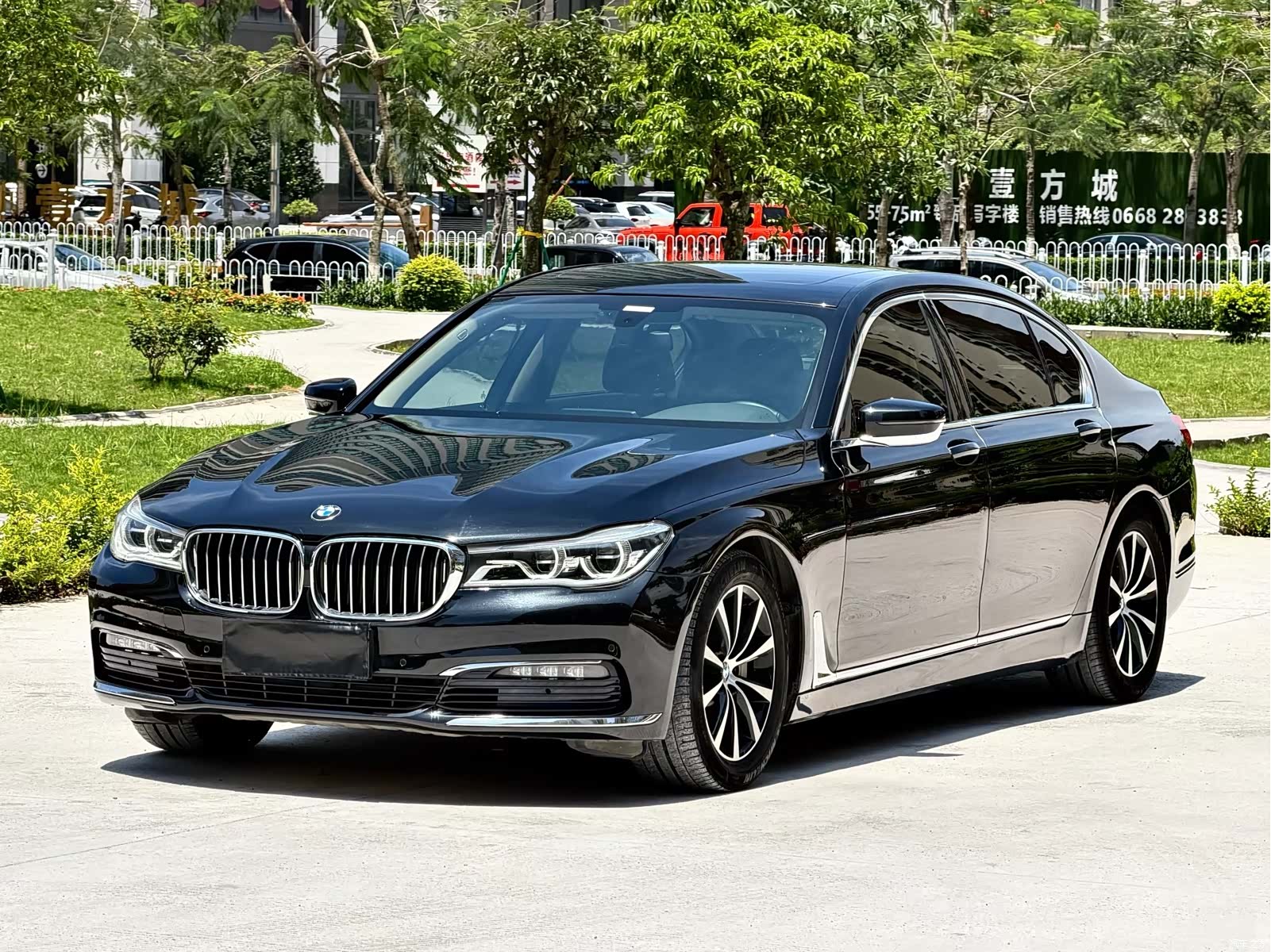 BMW 7 Series, 2016 1