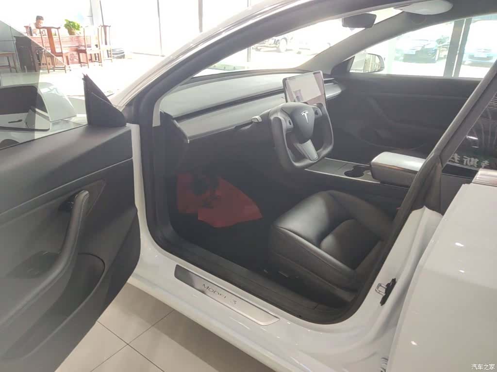 Tesla Model 3, 2020 16
