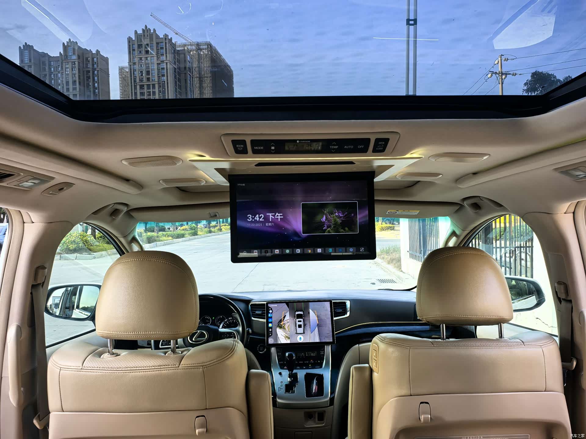 Toyota Alphard, 2013 11