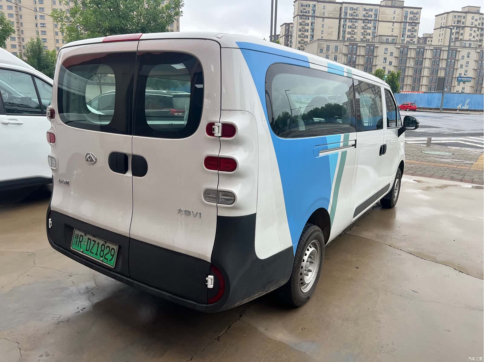 Maxus V1, 2026 9