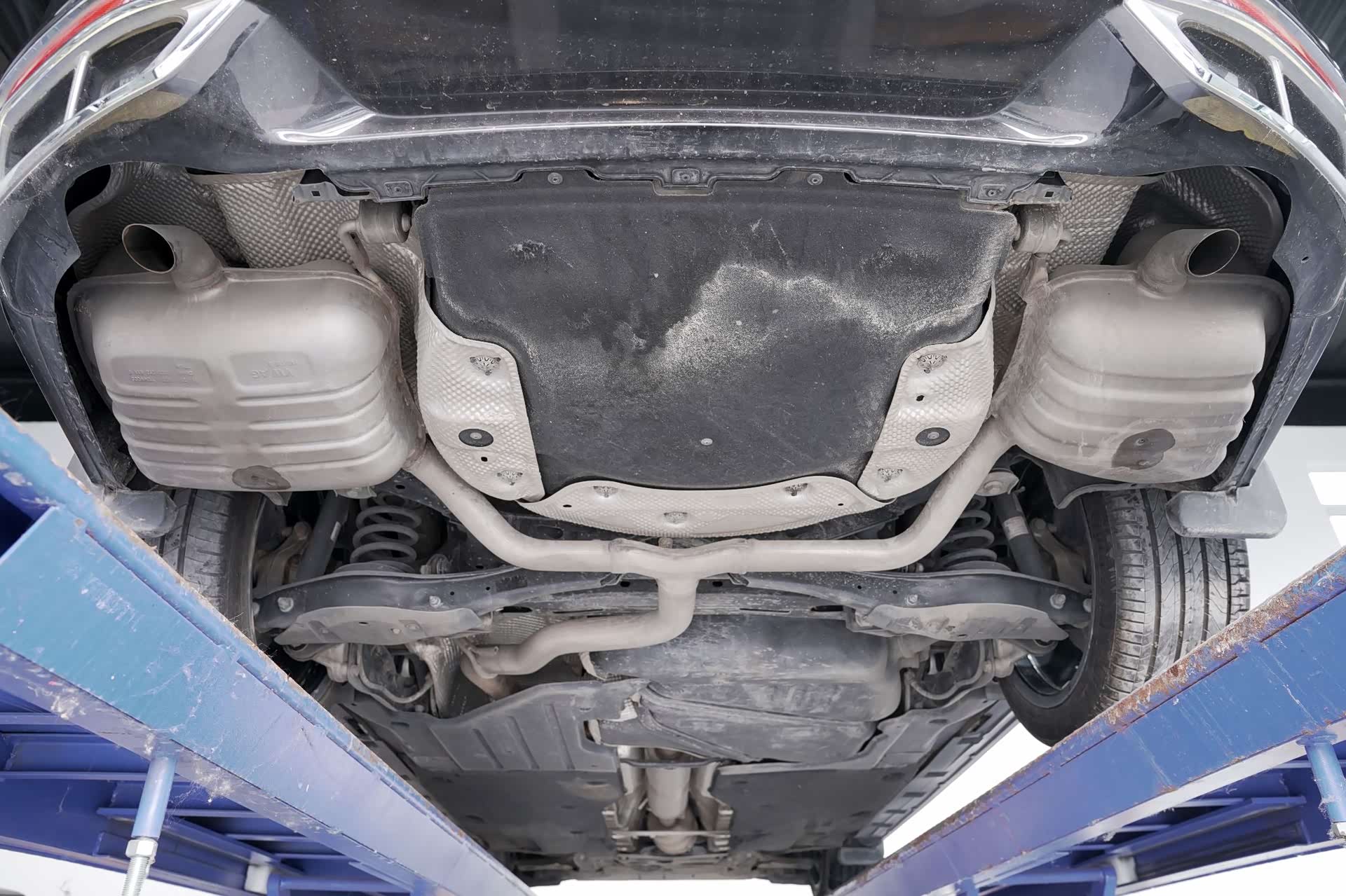 Volkswagen Magotan, 2023 30
