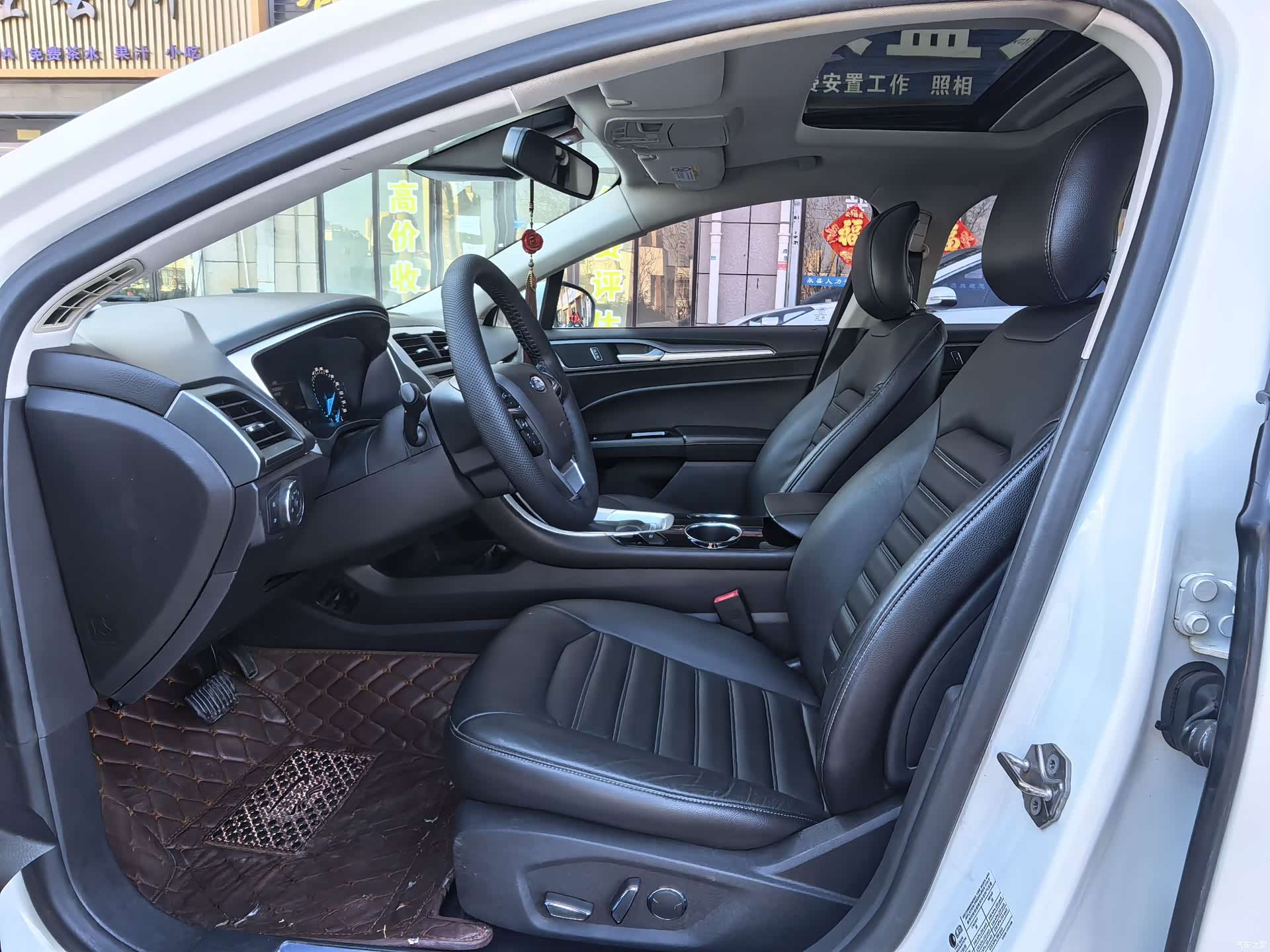 Ford Mondeo, 2016 4