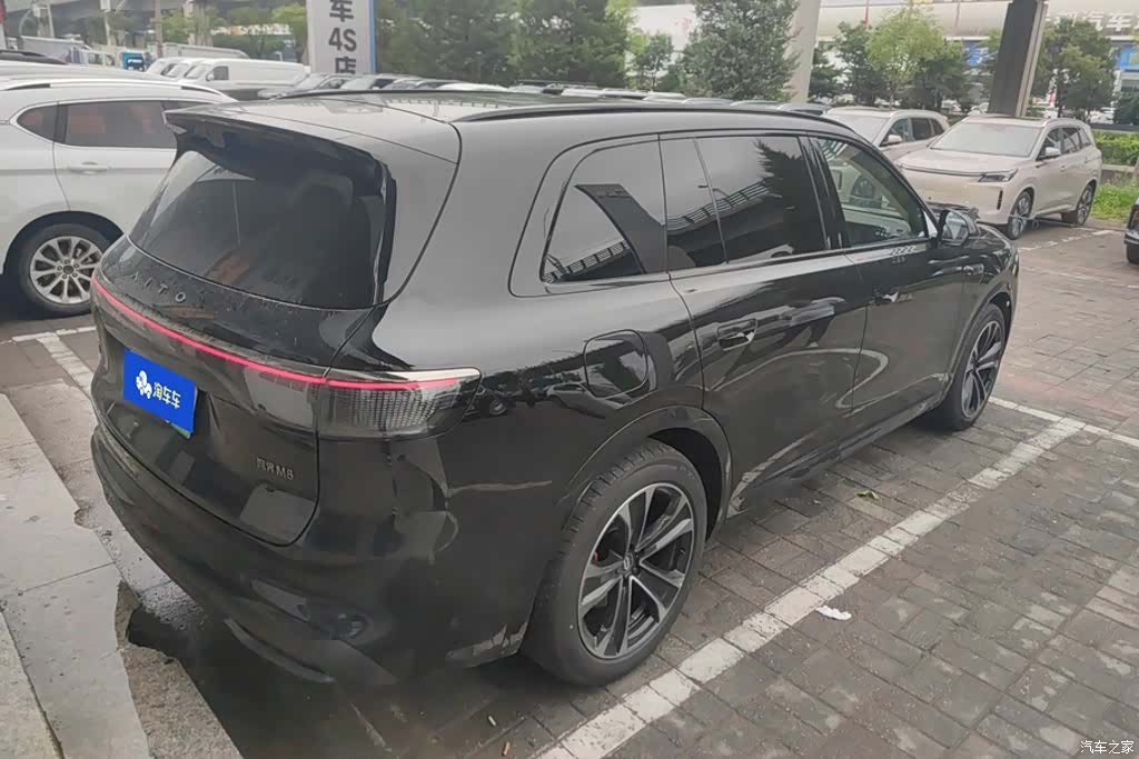 AITO M8, 2025 3