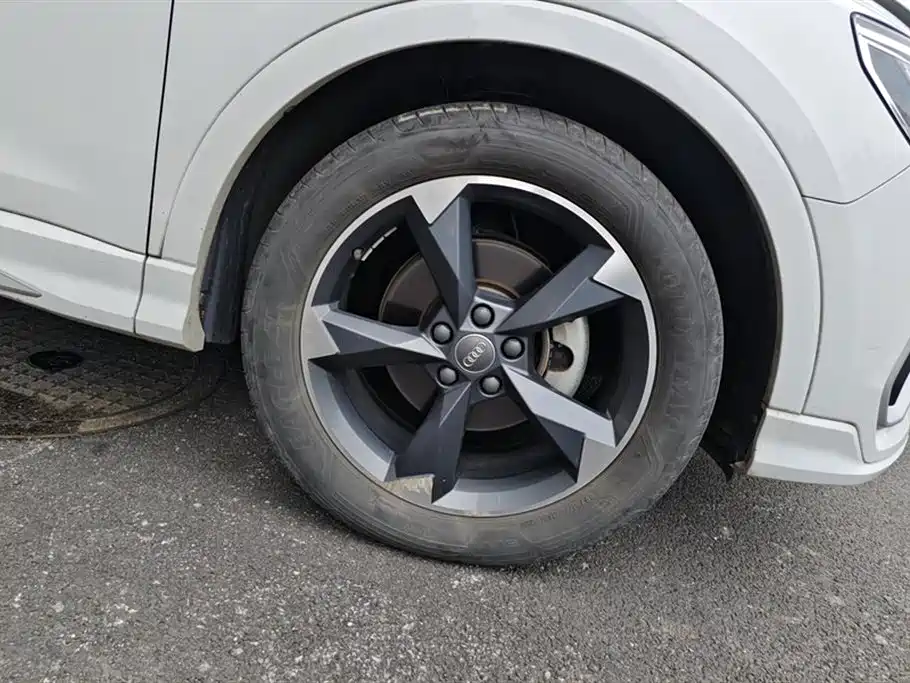 Audi Q3 Audi Q3