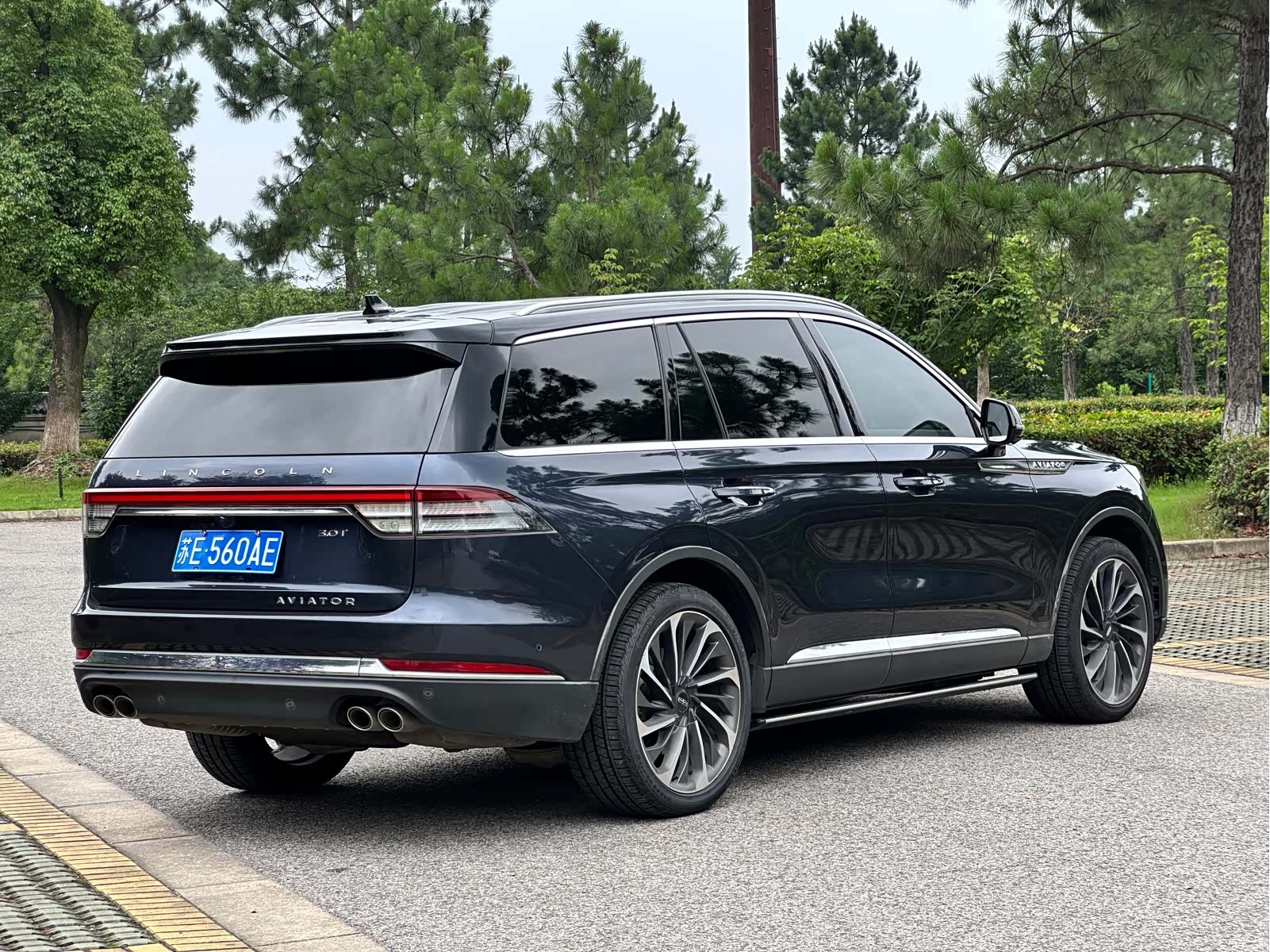 Lincoln Aviator, 2022 6