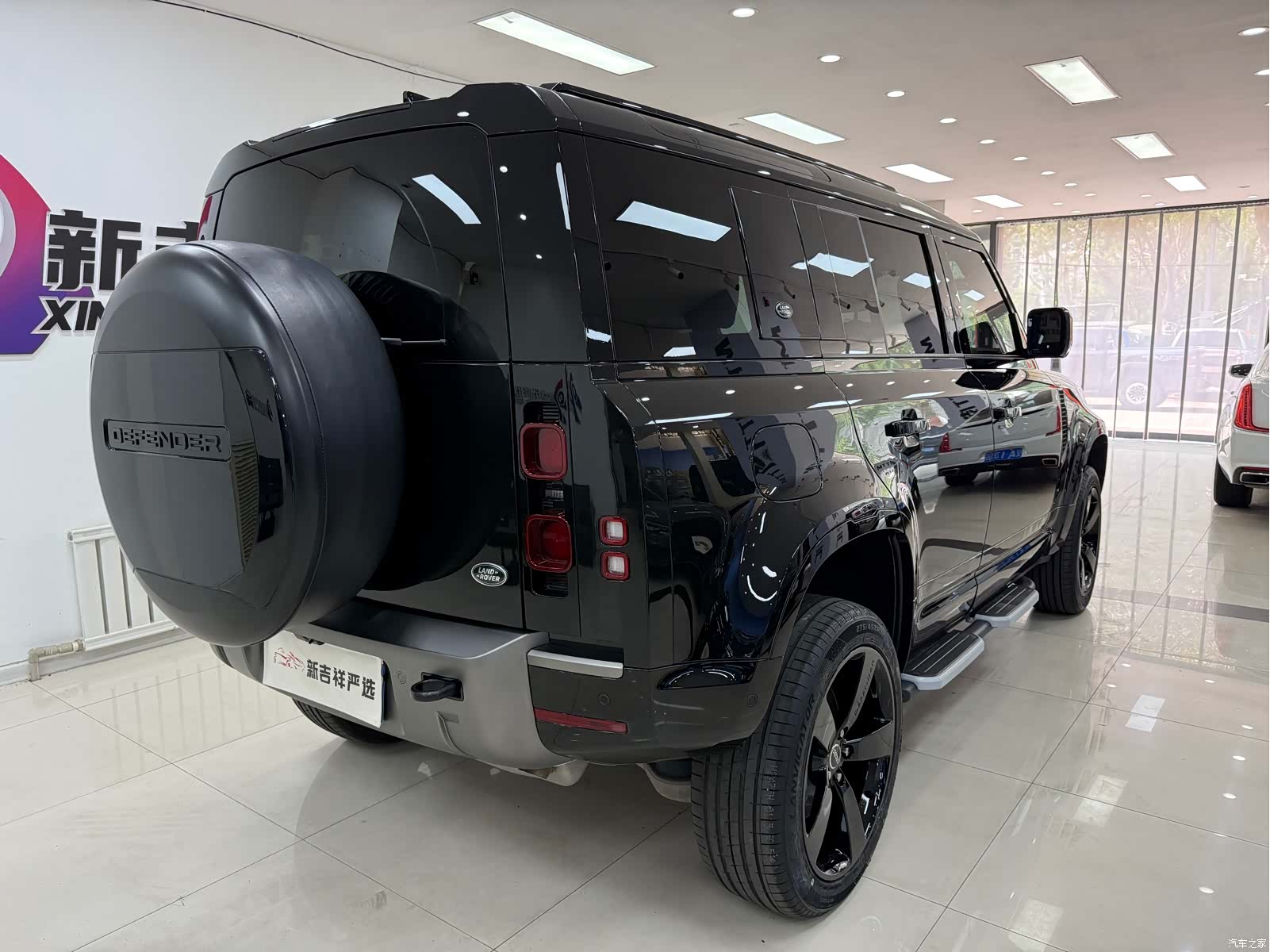 Land Rover Defender, 2022 15
