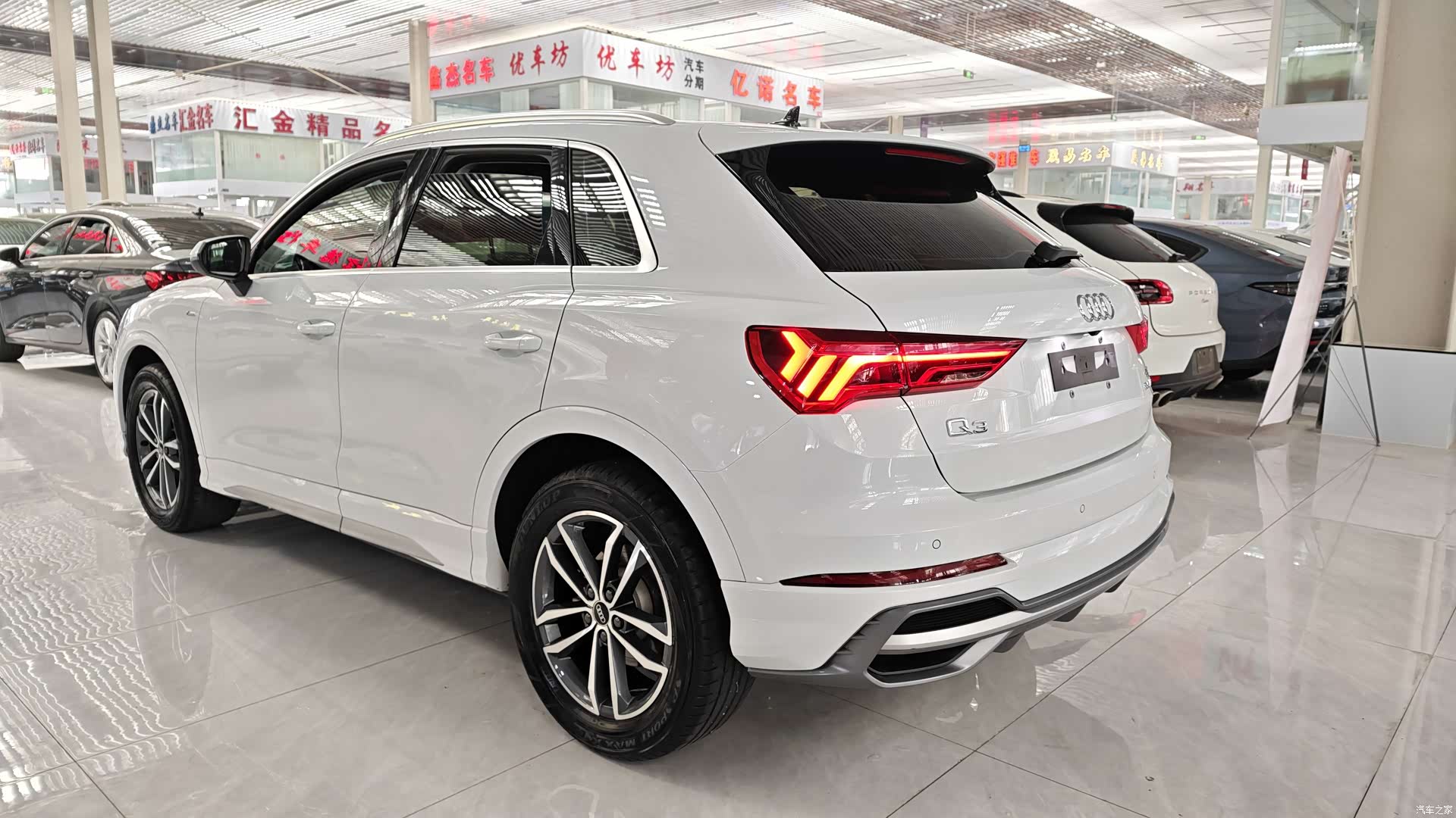 Audi Q3, 2023 6