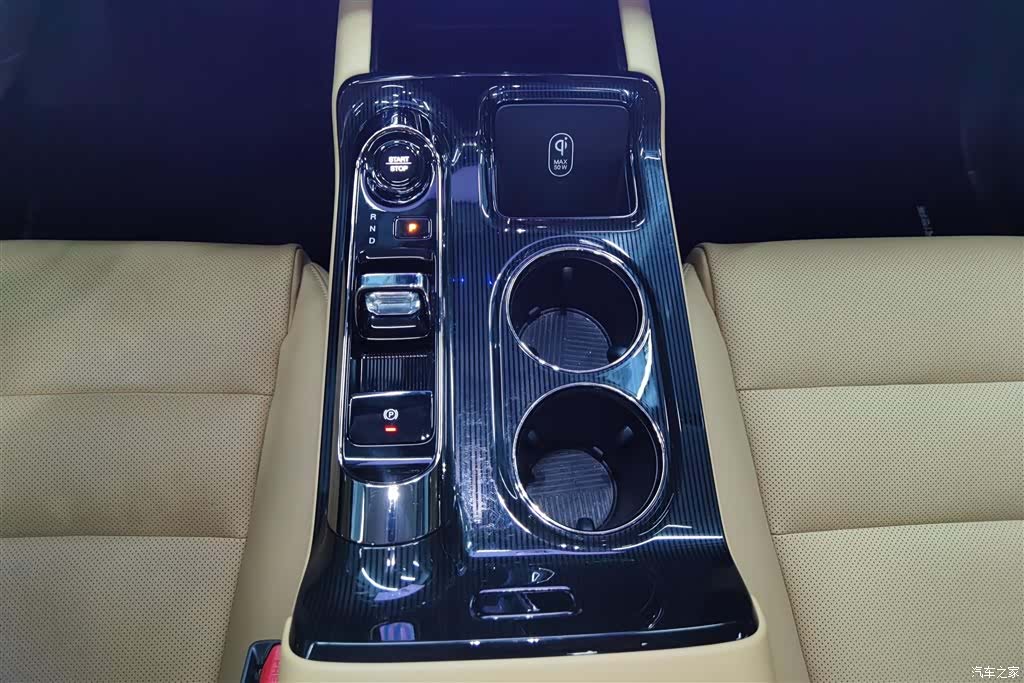 Trumpchi E8, 2024 16