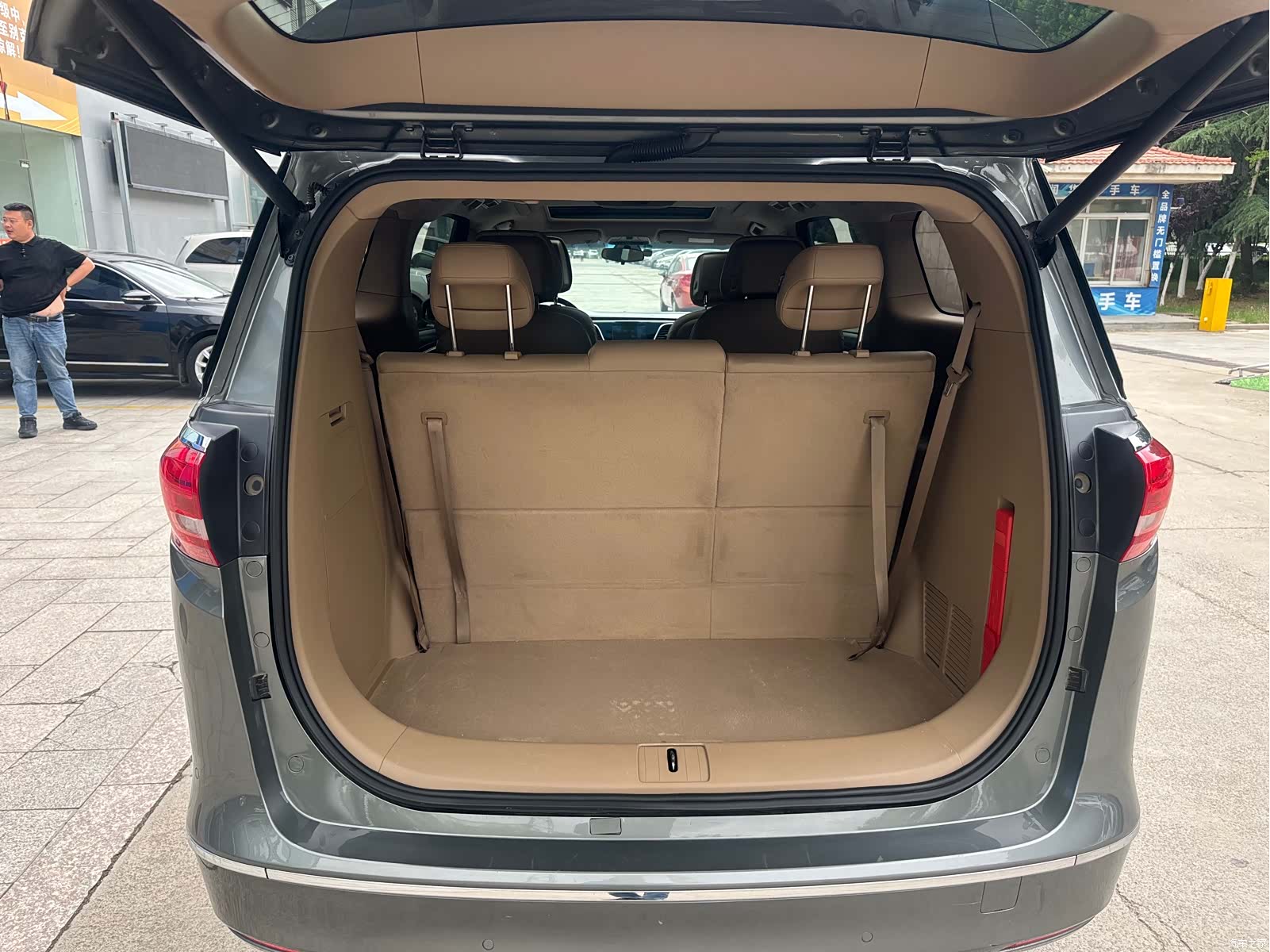 Buick GL8, 2019 7