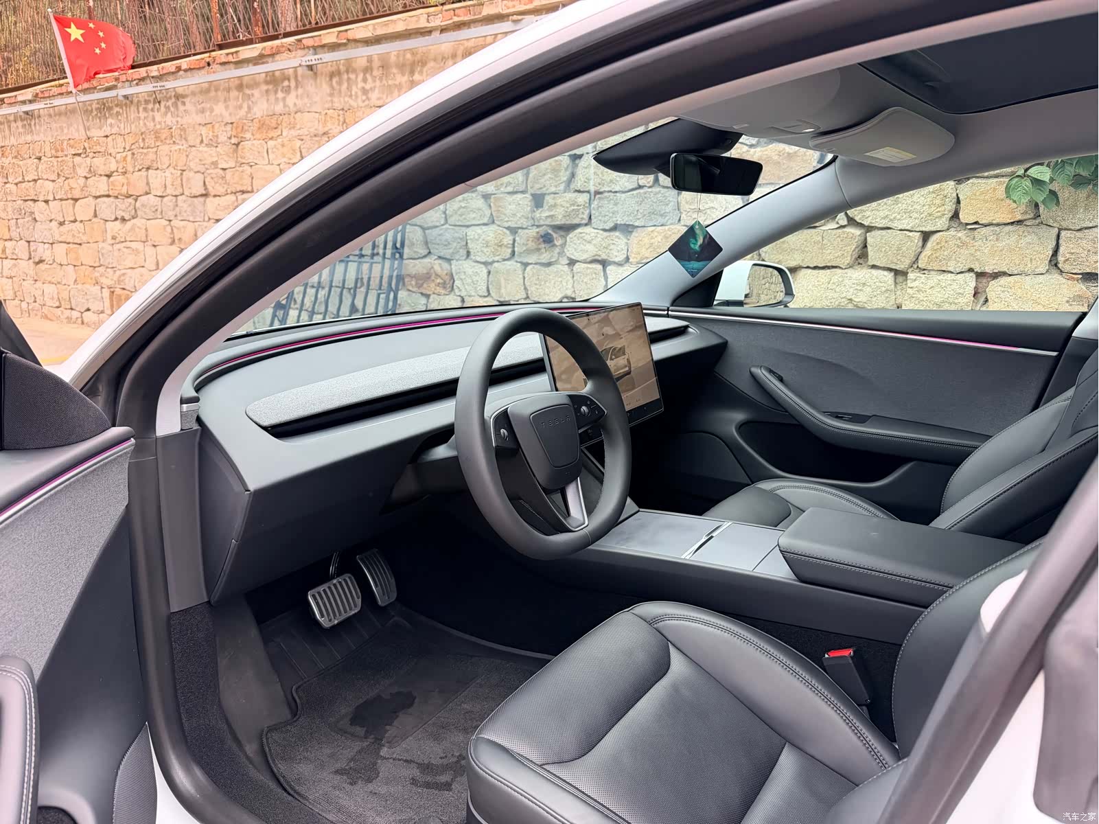 Tesla Model 3, 2024 4