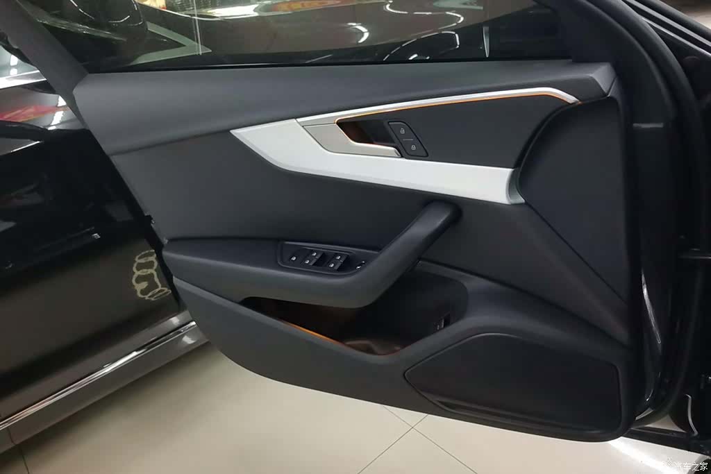 Audi A4L, 2022 7