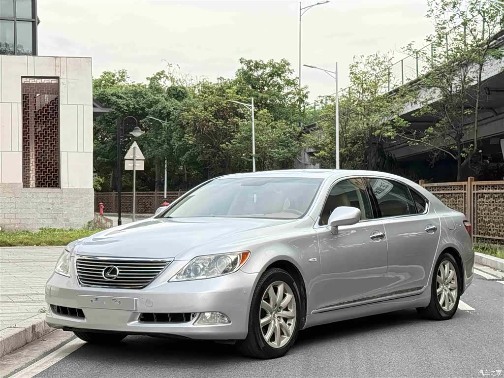 Lexus LS, 2008 13