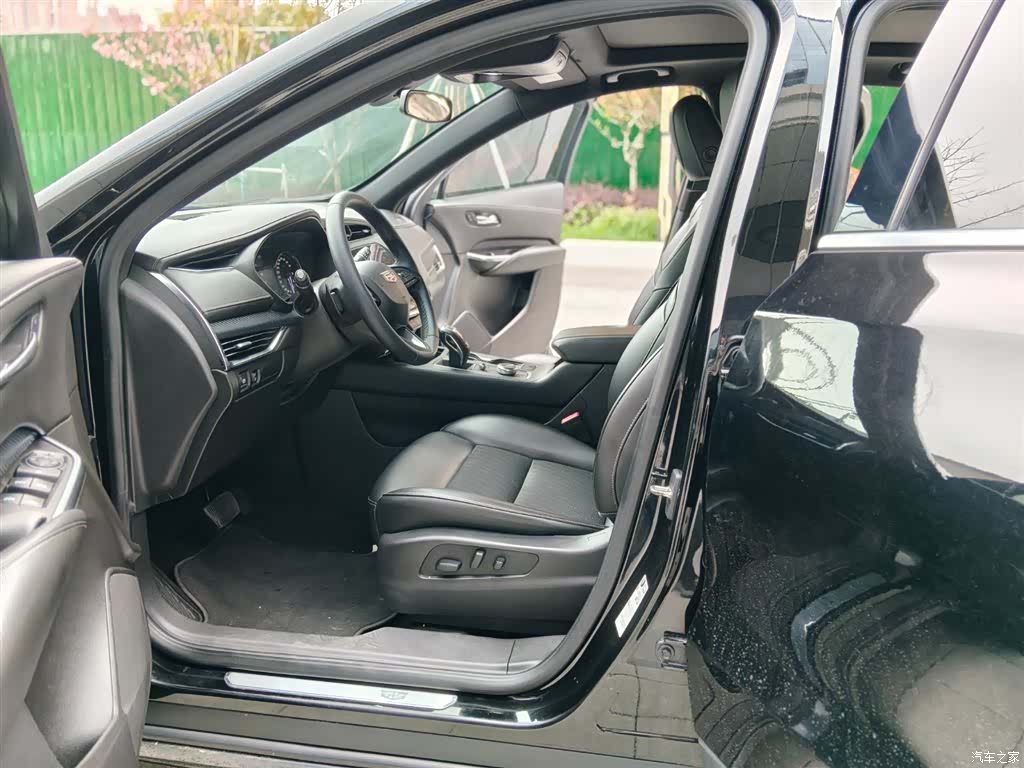 Cadillac XT4, 2019 9