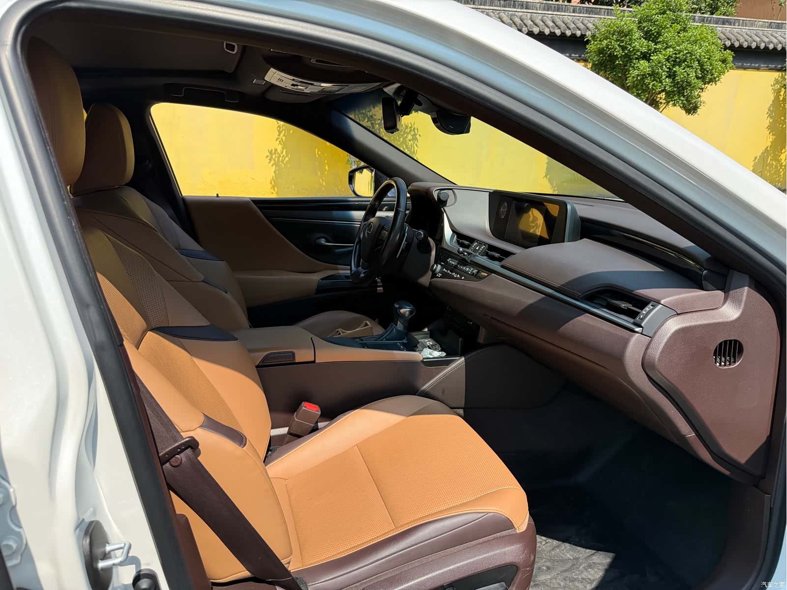 Lexus ES, 2020 12