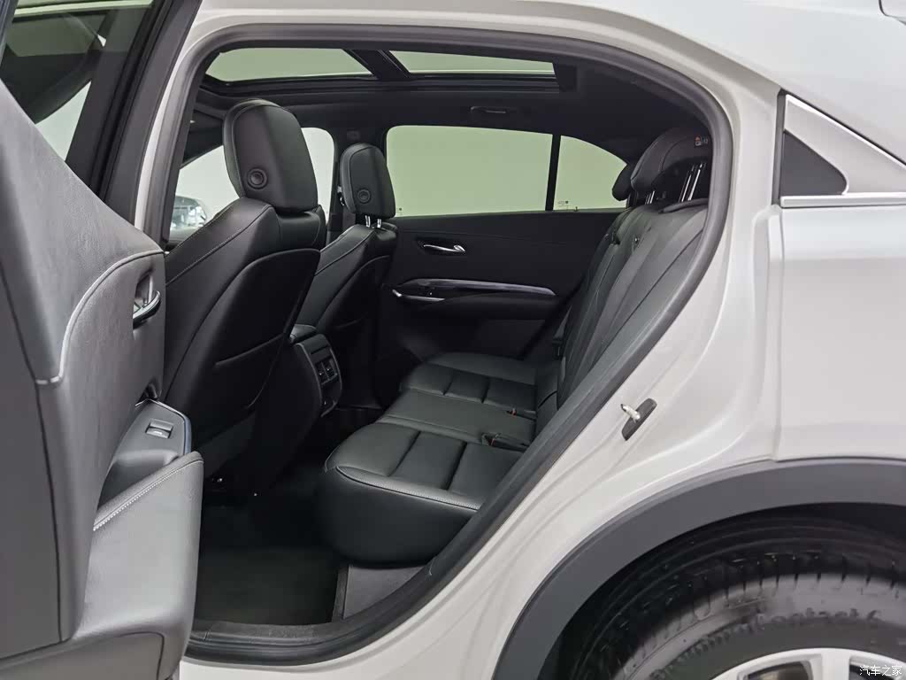 Cadillac XT4, 2020 15