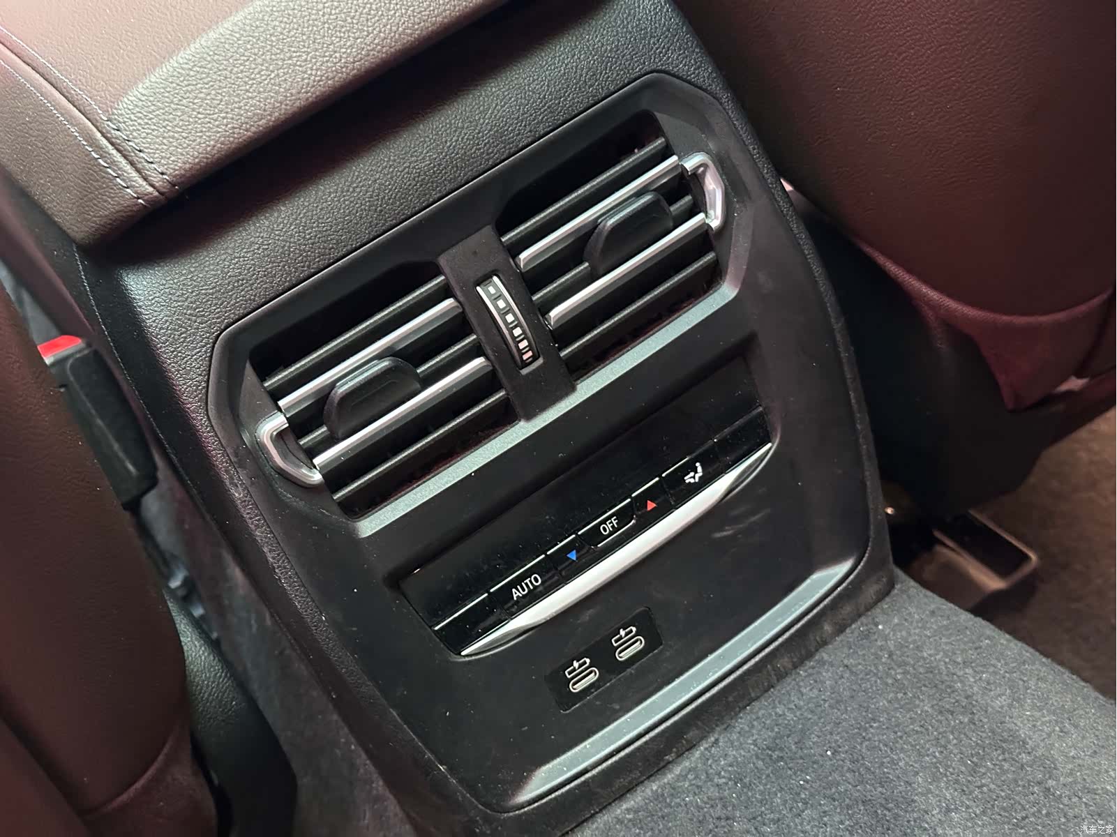 BMW i3, 2024 21