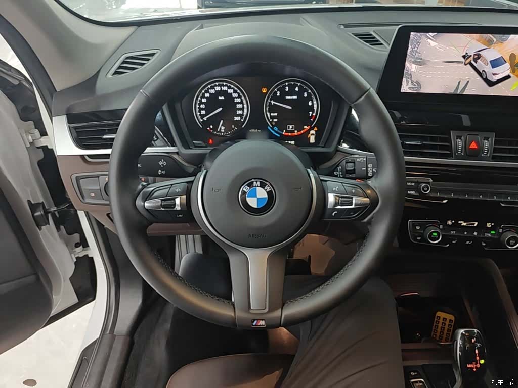 BMW X1, 2021 11