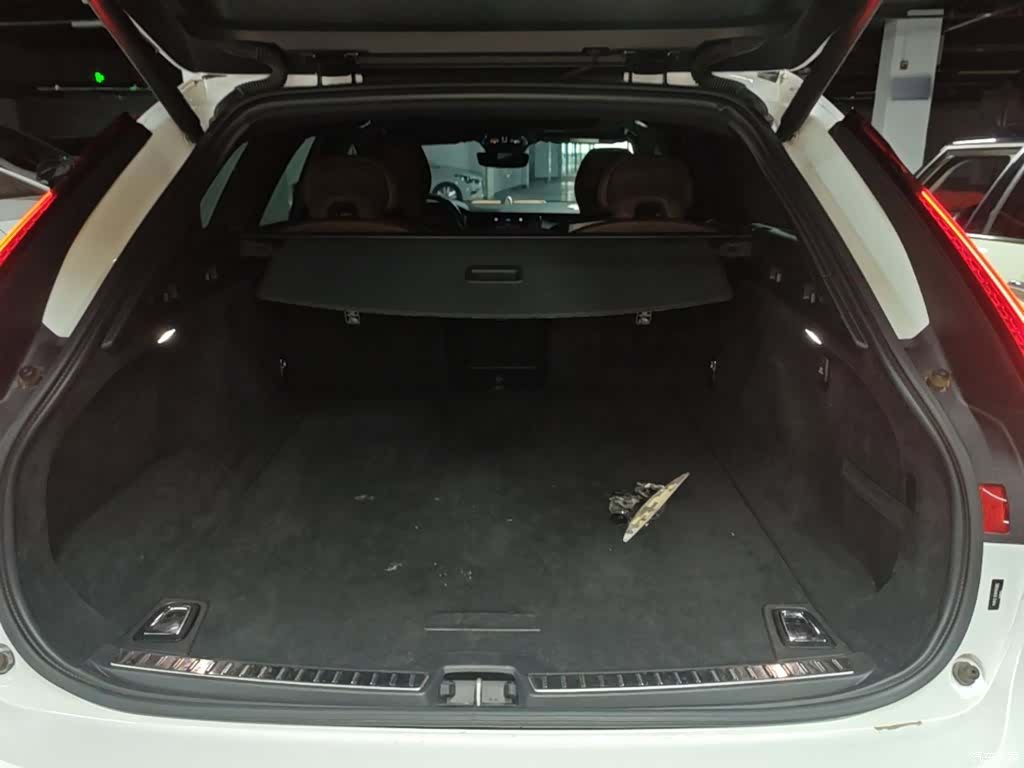 Volvo V90, 2021 19