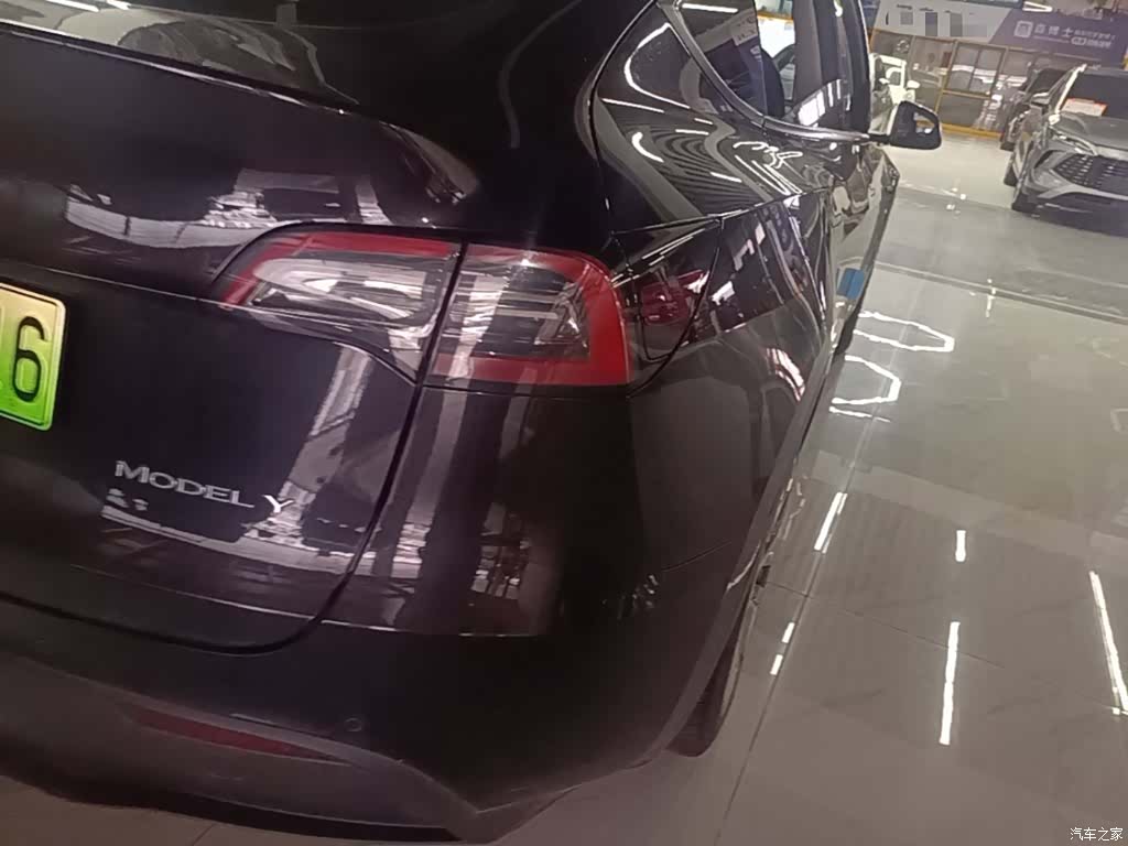 Tesla Model Y, 2022 8