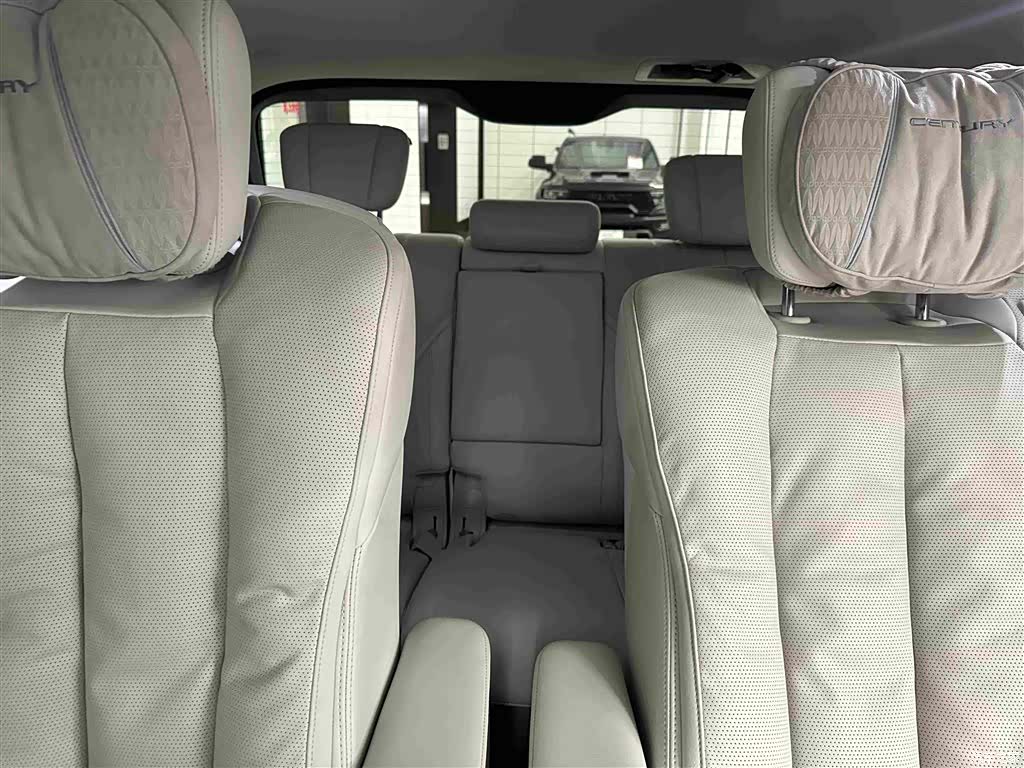 Buick Century, 2025 23