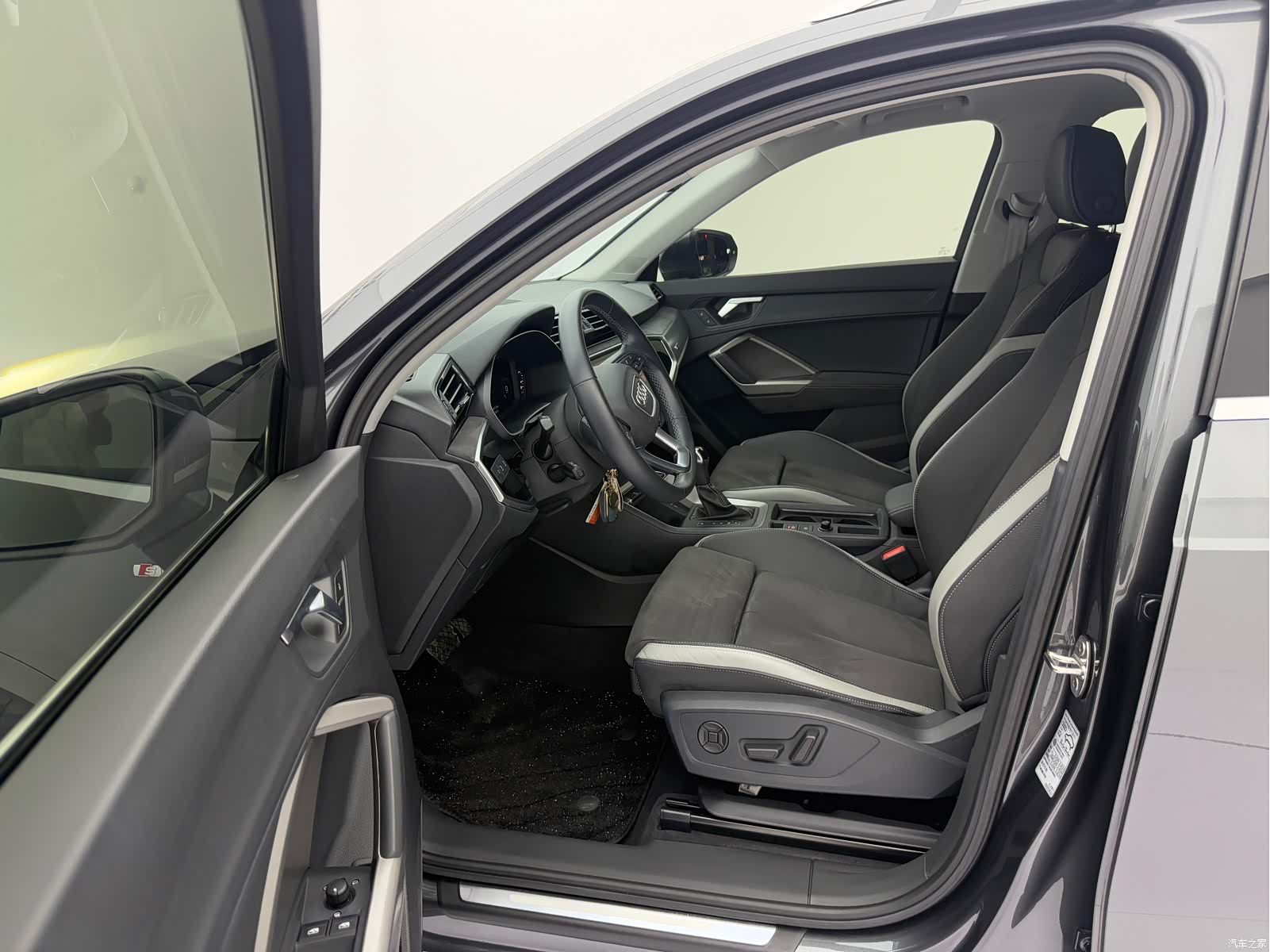 Audi Q3, 2023 21