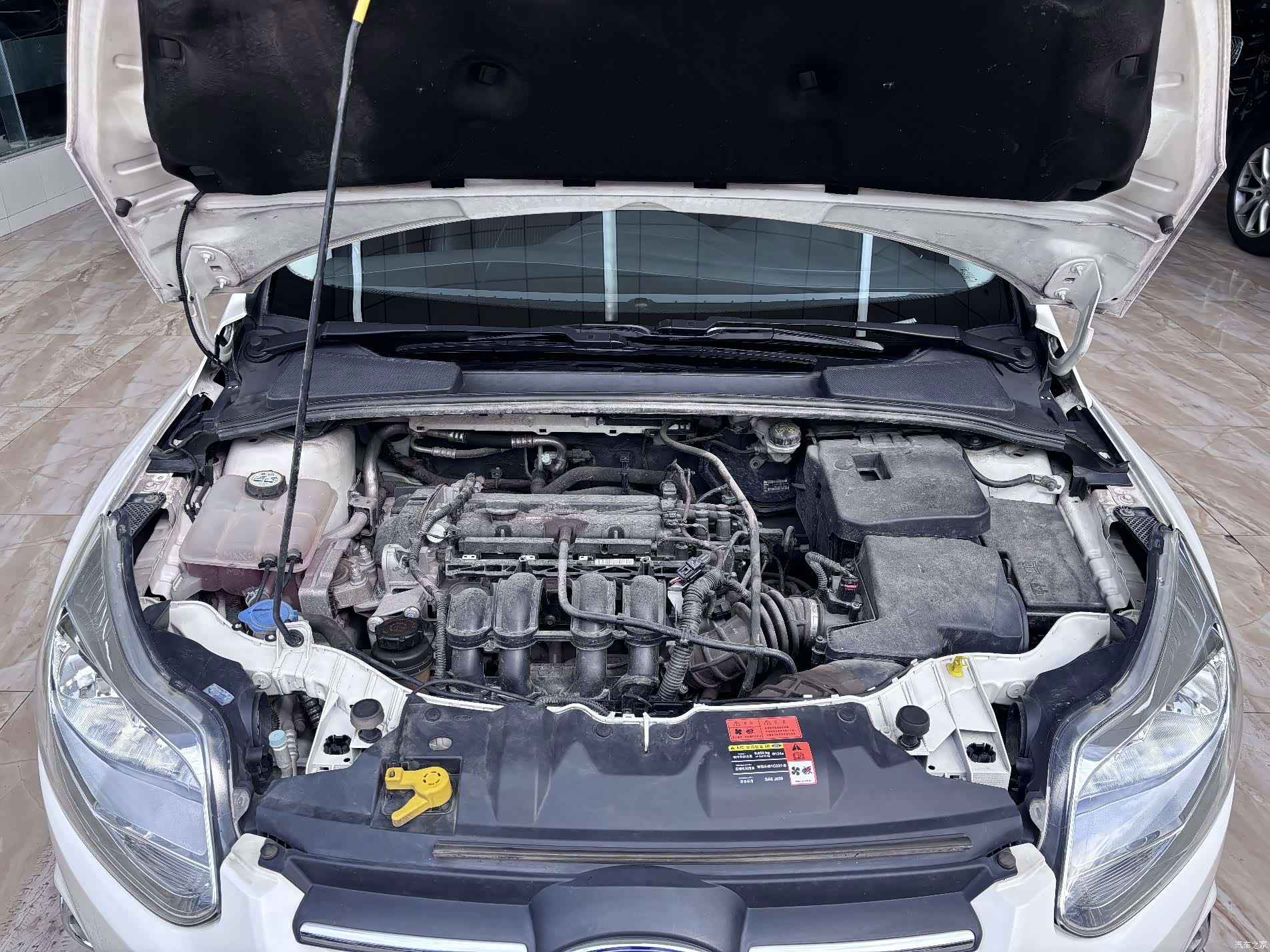 Ford Focus, 2015 18