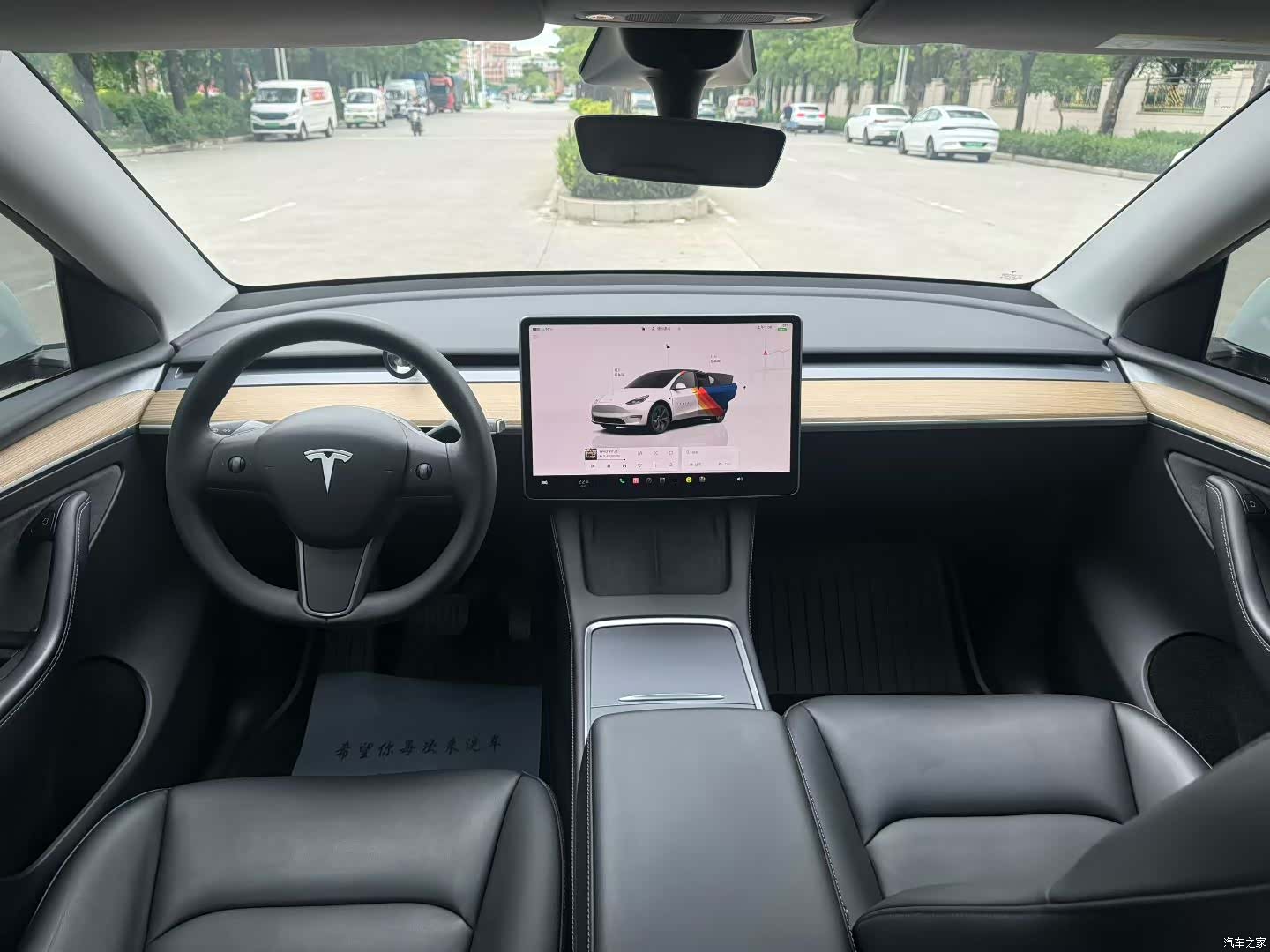 Tesla Model Y, 2022 9