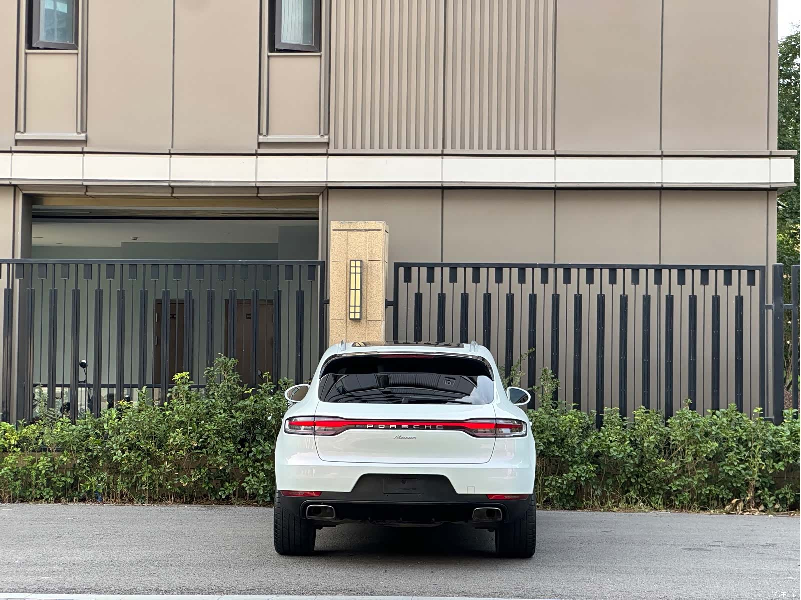 Porsche Macan, 2020 все фото