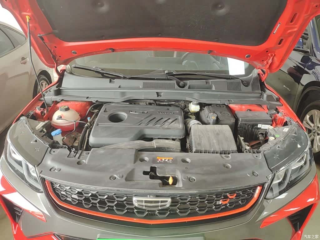 Geely Coolray, 2023 20
