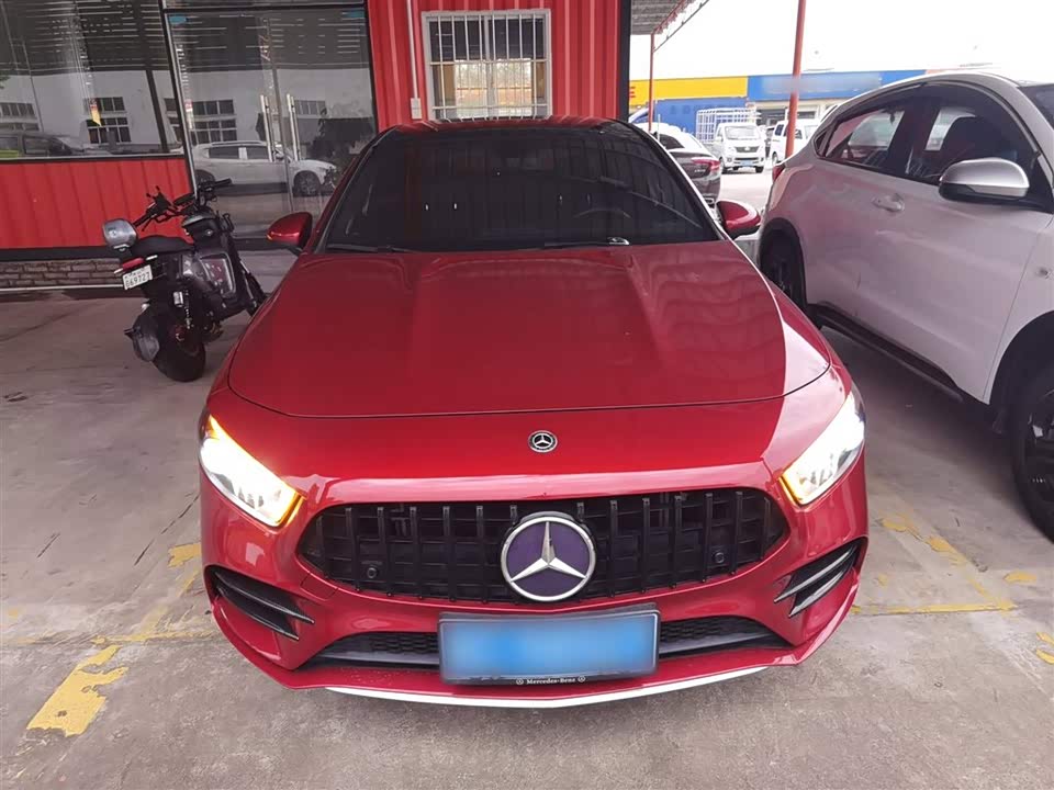 Mercedes-Benz Class A Mercedes-Benz Class A
