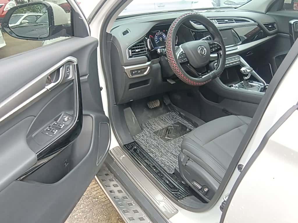 DongFeng AX7, 2019 16