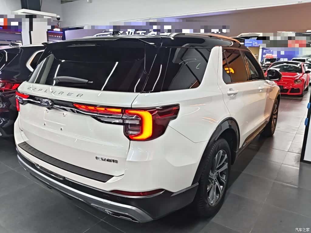 Ford Explorer, 2023 7