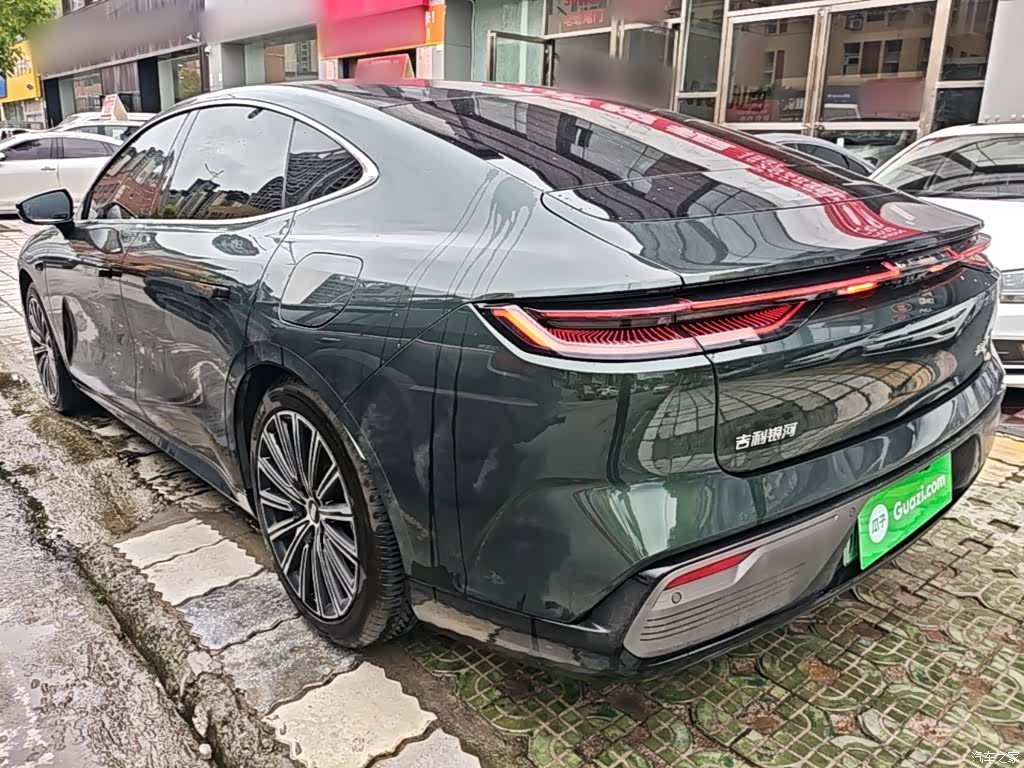 Geely 8, 2025 все фото