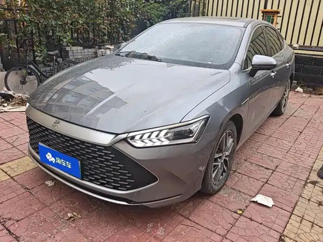 BYD Qin PLUS 2023 — купить из Китая под заказ