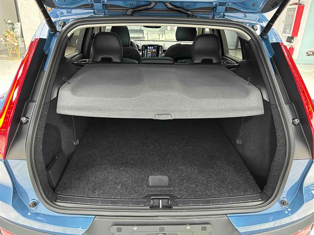 Volvo XC40, 2023 16