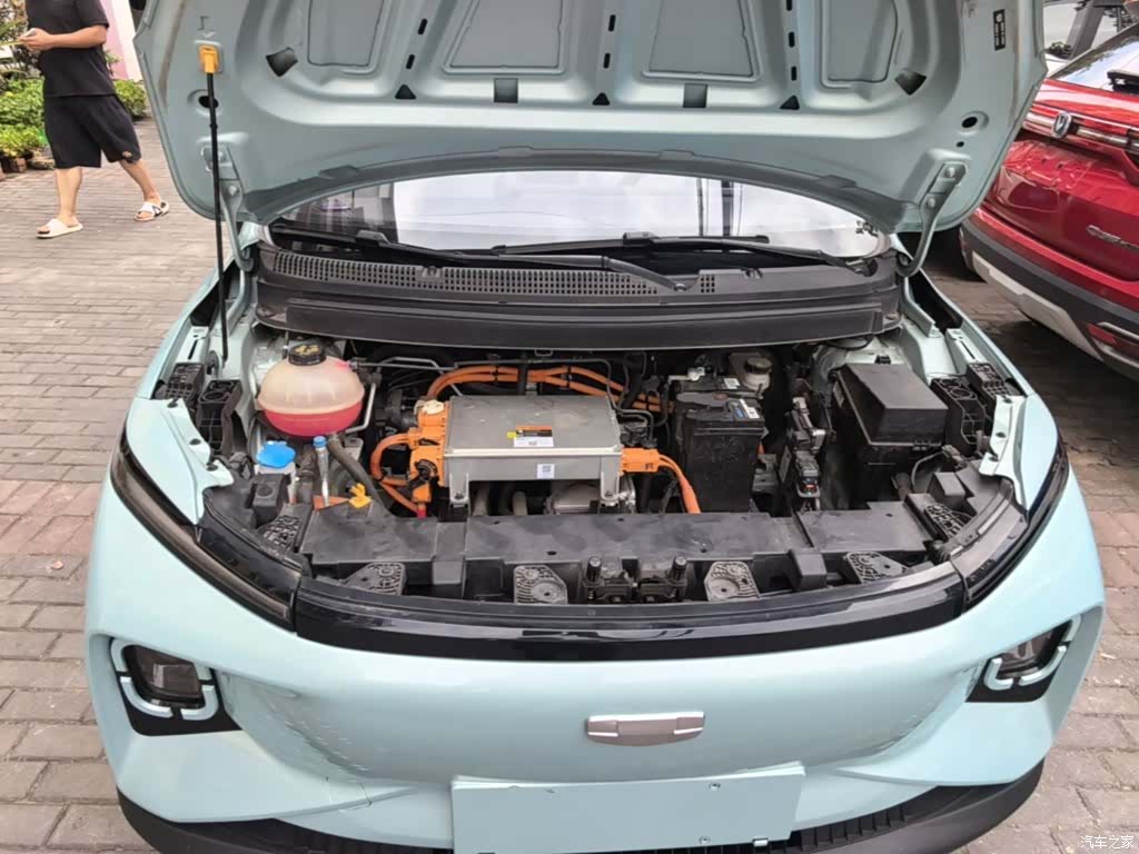Geely E, 2023 20