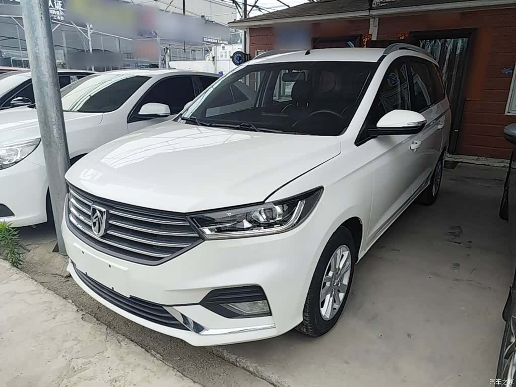 Wuling 360, 2018 1