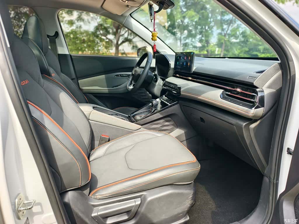 Wuling RS-3, 2020 14