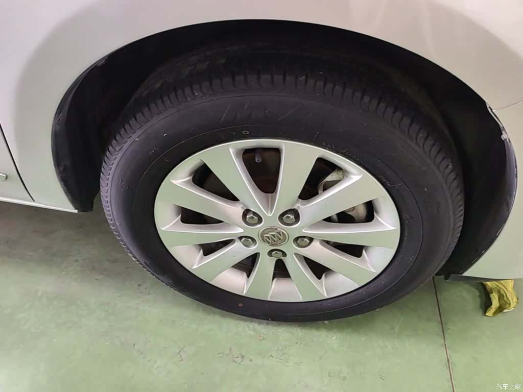 Buick GL8, 2016 14