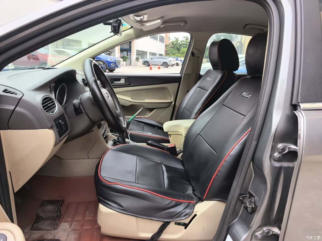 Ford Focus, 2014 15
