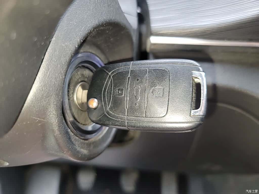 Wuling 360, 2019 9