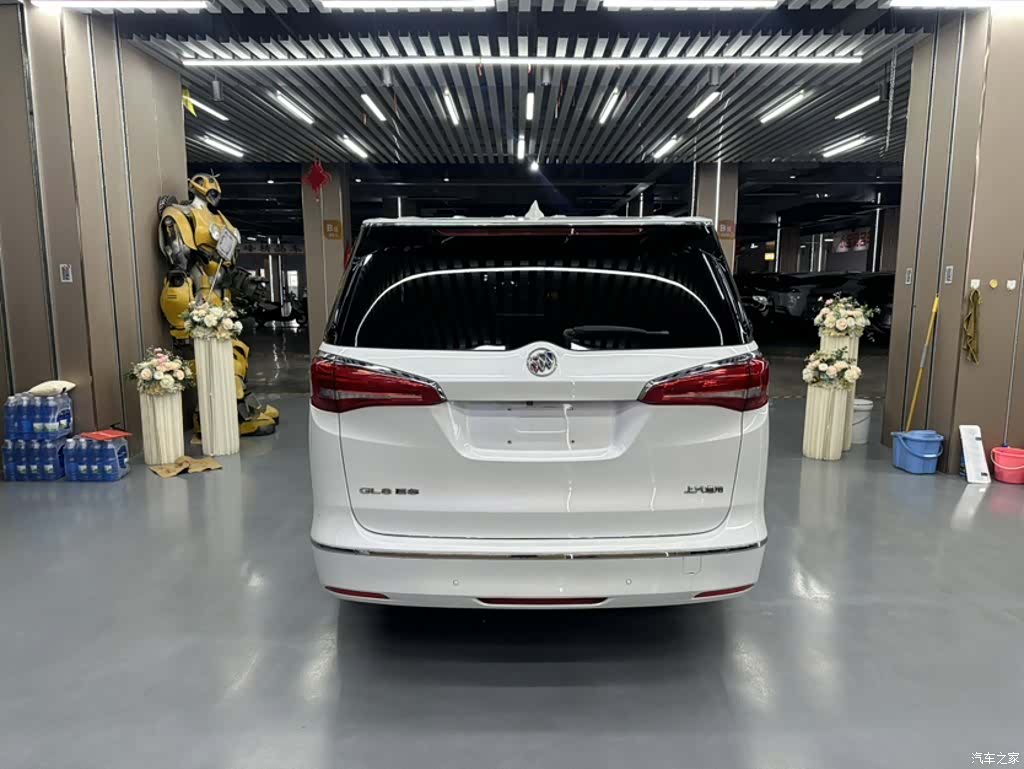 Buick GL8, 2019 3