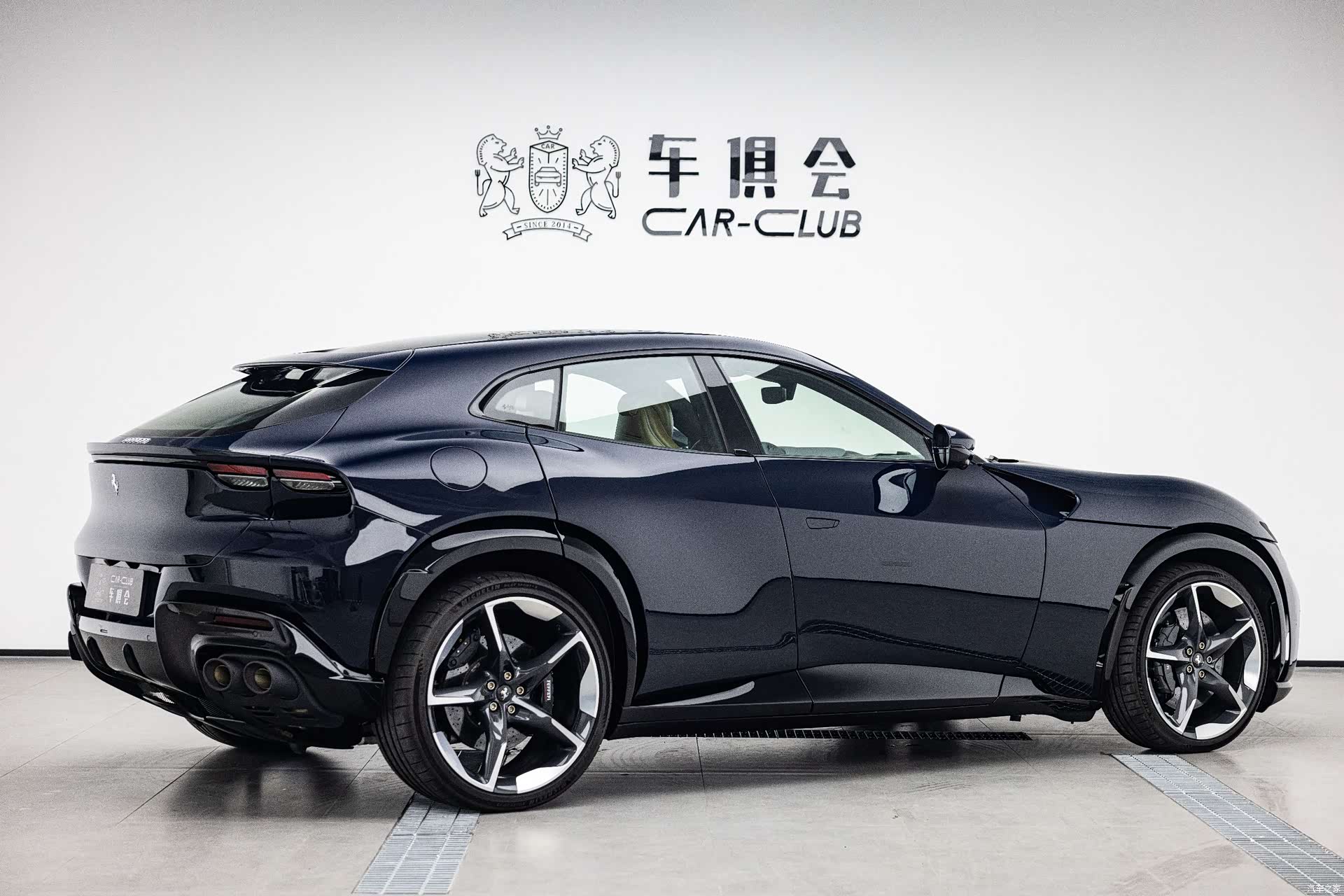 Ferrari Purosangue, 2026 4