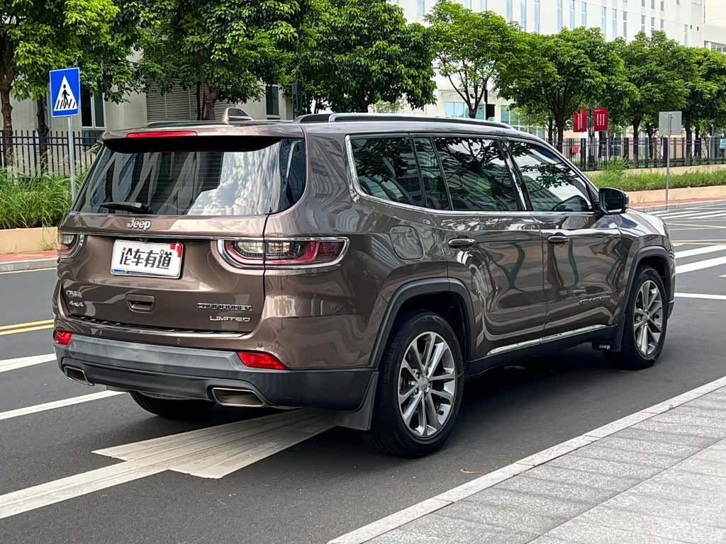 Jeep V, 2019 2