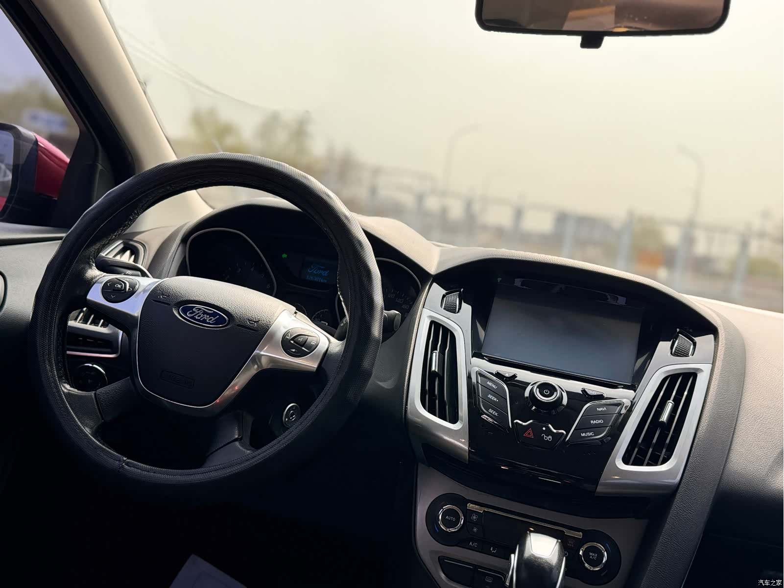 Ford Focus, 2015 13