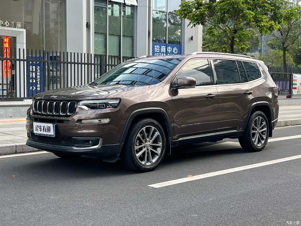Jeep V, 2019 1