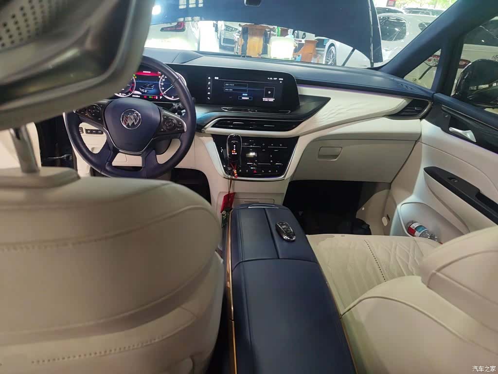 Buick GL8, 2021 10