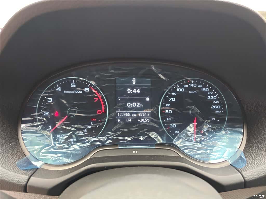 Audi Q2L, 2021 12