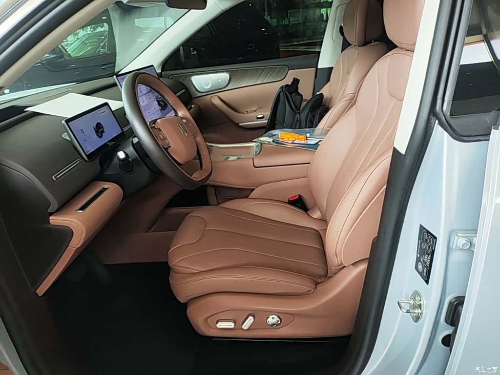 Leapmotor C11, 2025 15